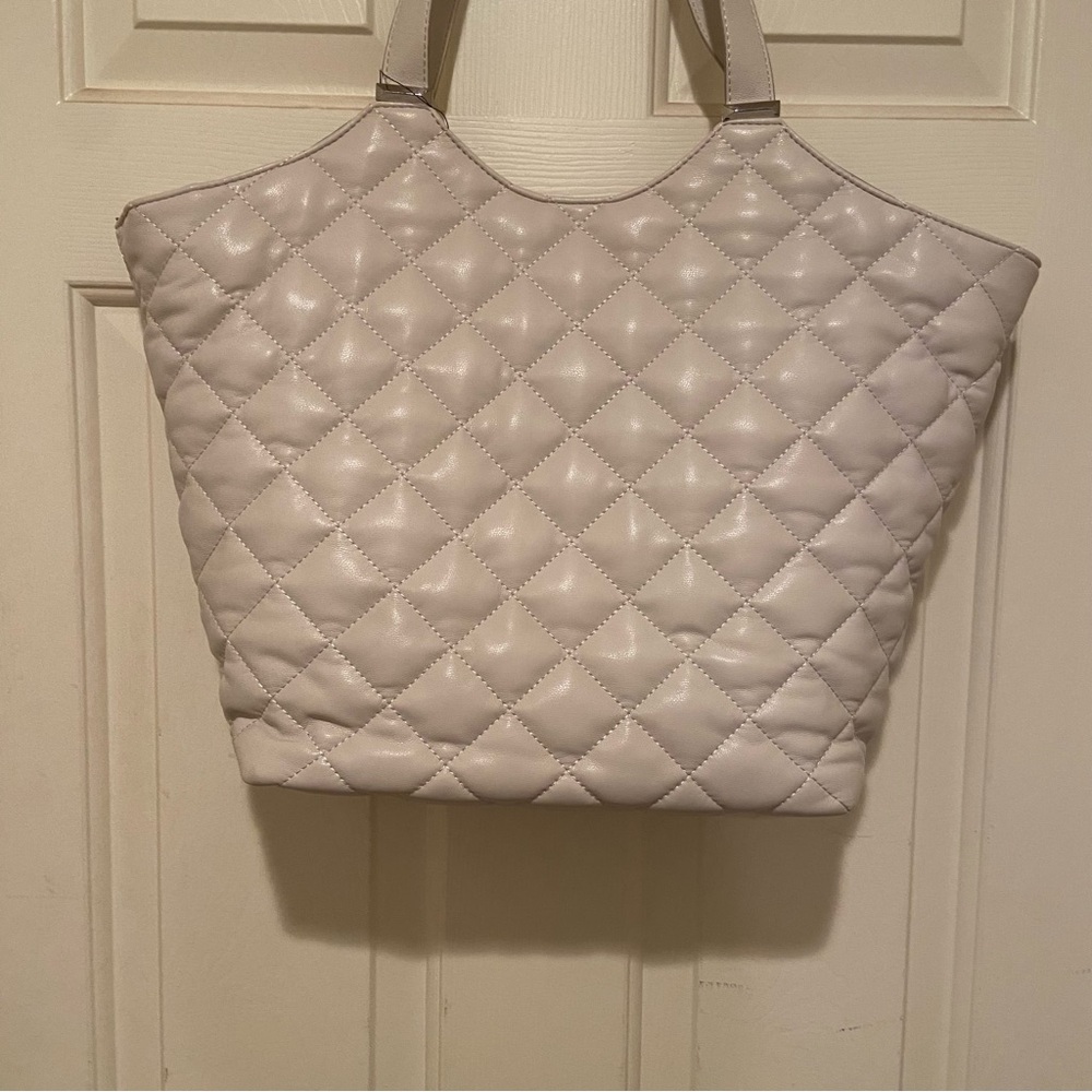I.N.C. International Concepts Andria Quilted Extra Large Tote Bone NWT - Picture 3 of 13